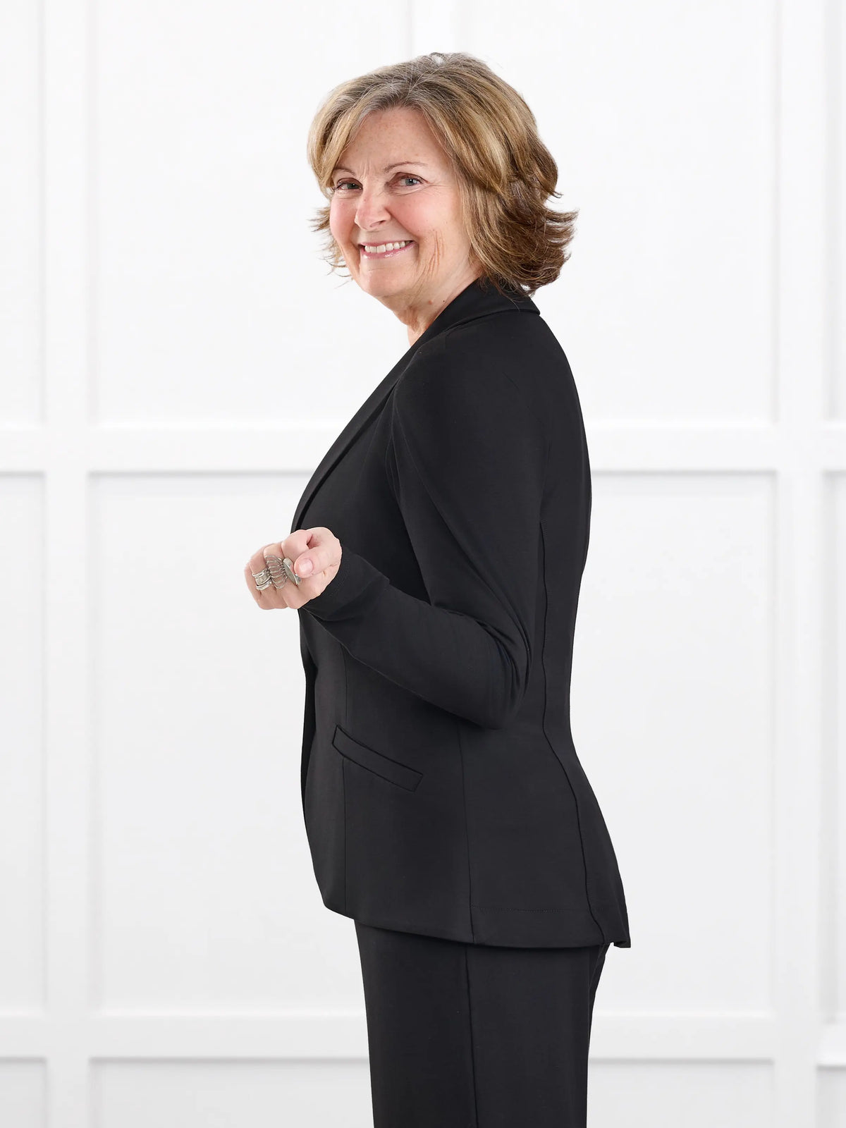 Emily soft stretchy blazer for women in Black gold on model Donna, size S Regular @Donna-S-regular 