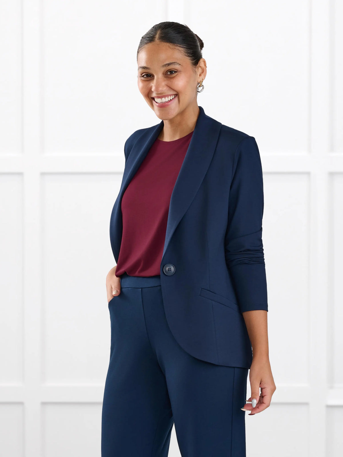 Emily soft stretchy blazer for women in Navy on model Meron, size XS Regular @Meron-XS-regular 