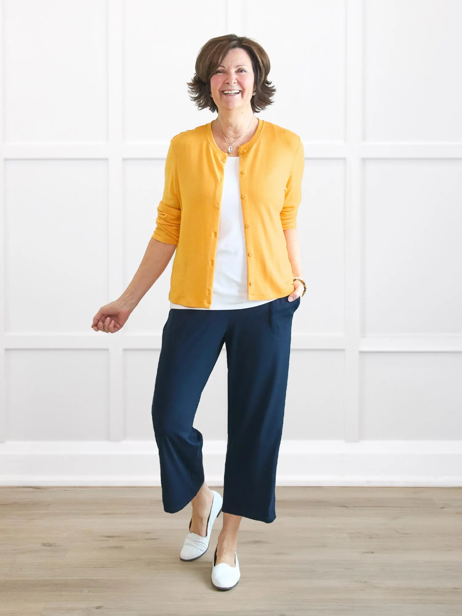 Gabby straight leg pocket capri pant 00 in Navy on model Donna, size S Regular @Donna-S-regular 