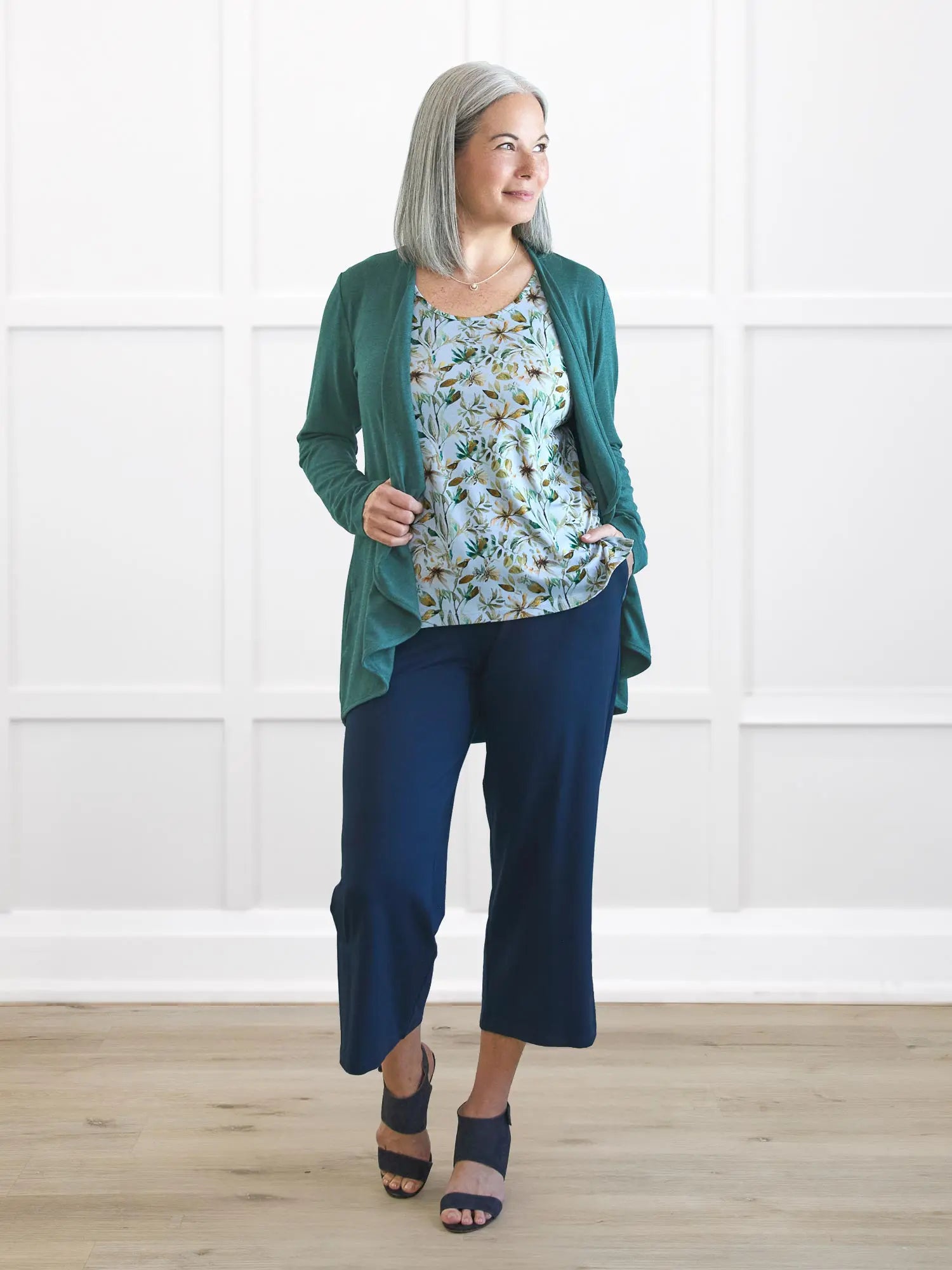 Gabby straight leg pocket capri pant in Navy on model Kerri, size S Regular @Kerri-S-regular 