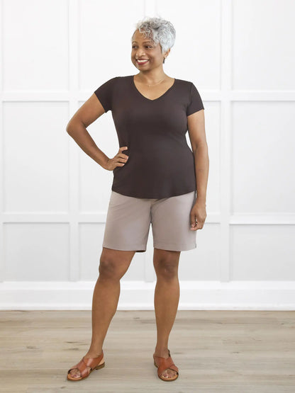 Irelynn bermuda pocket short for women 00 in Portobello on model Keethai, size S @Keethai-M 