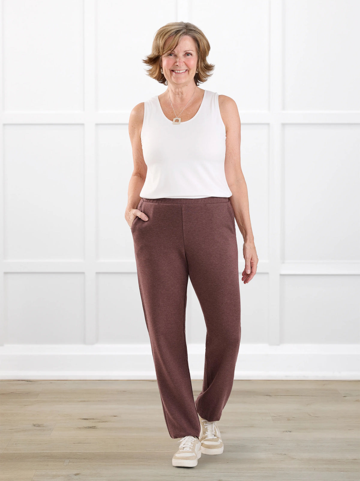 Jaylinn mid rise fleece jogger for women in Brown melange on model Donna, size S @Donna-S 
