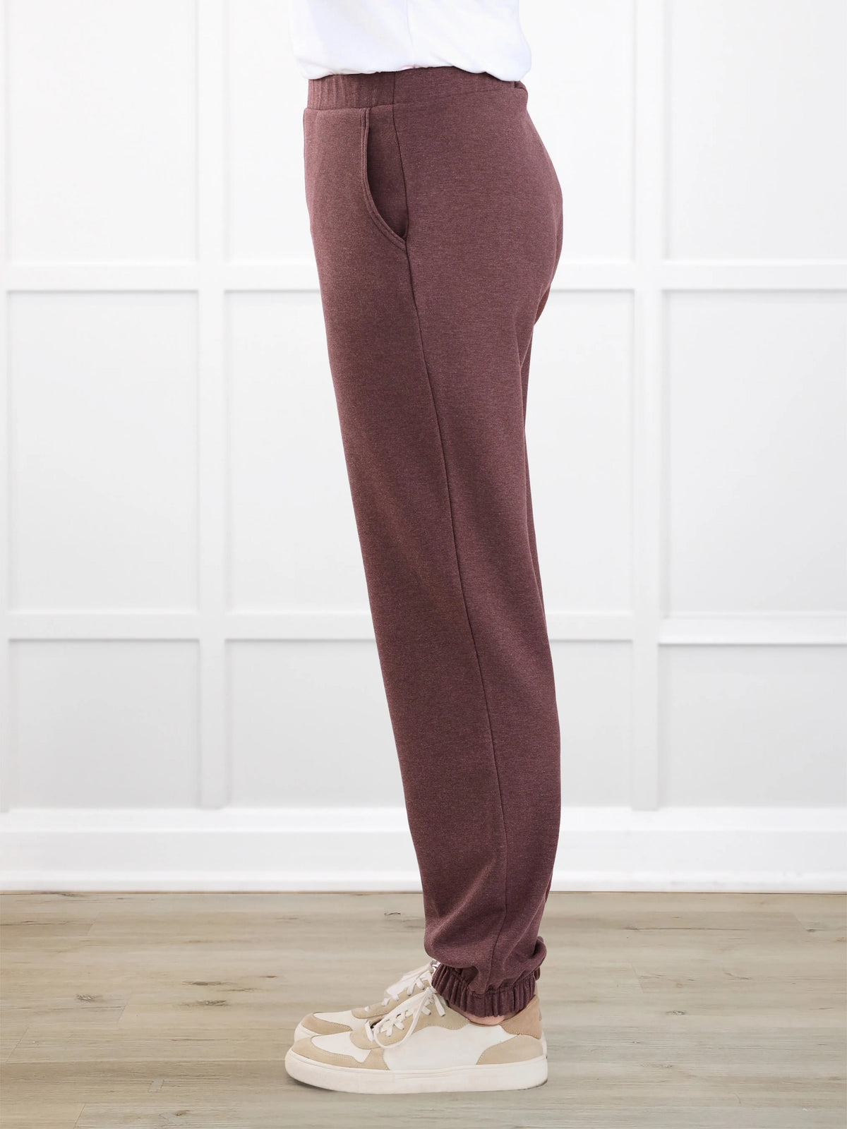 Jaylinn mid rise fleece jogger for women in Brown melange 