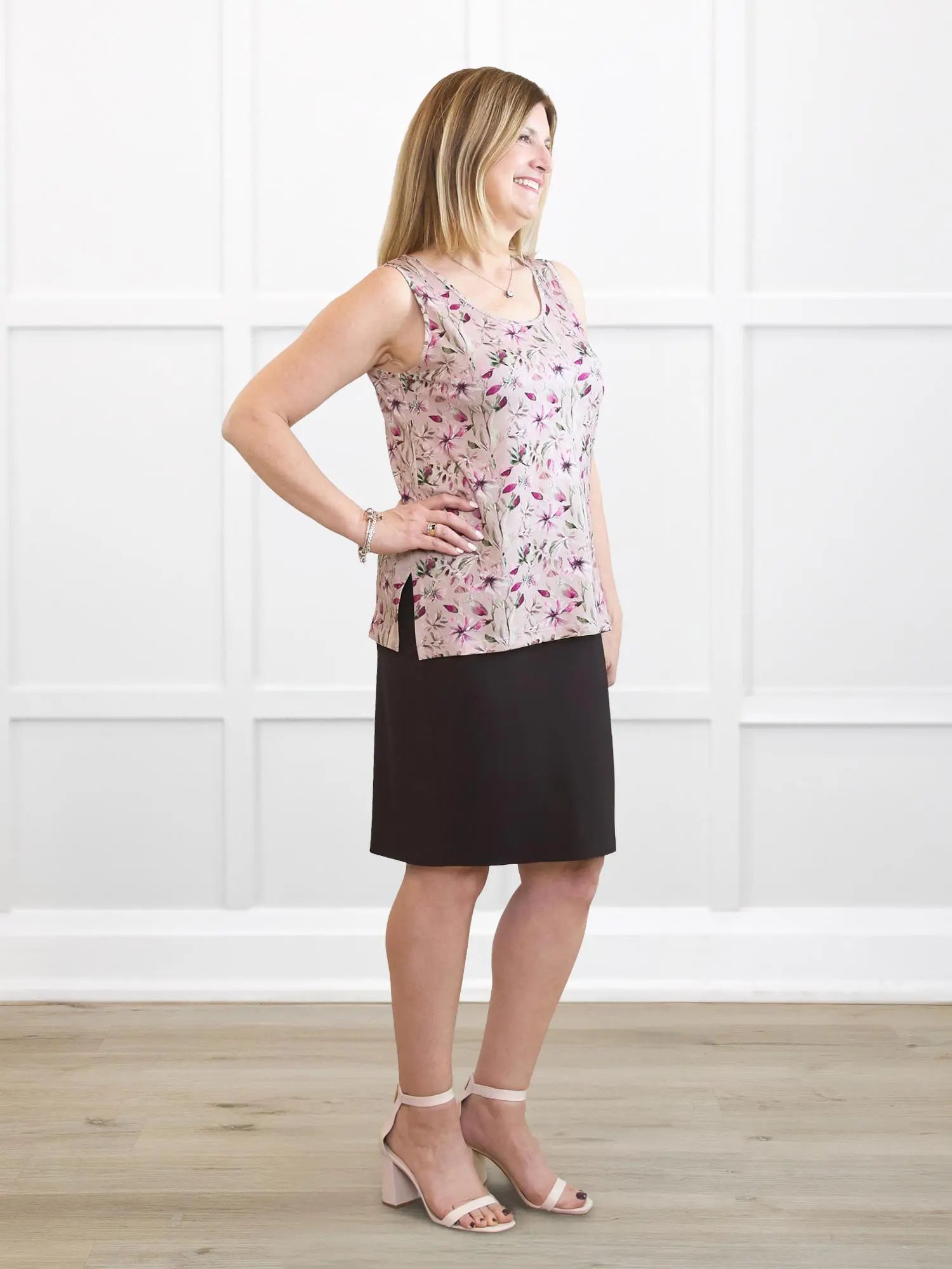 Jilly pull on pencil skirt for women in Dark chocolate on model Natasha, size S @Natasha-S 