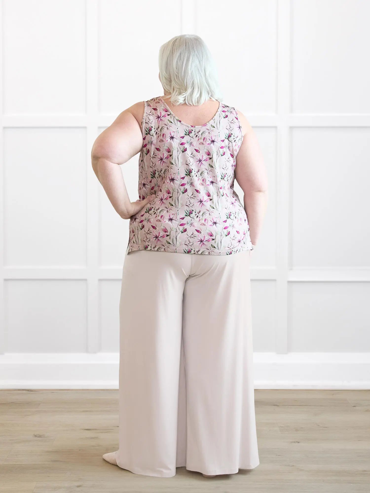 Kaleo high waisted wide leg pant for women in Sandstone on model Colleen, size XXL Petite @Colleen-XXL-petite 