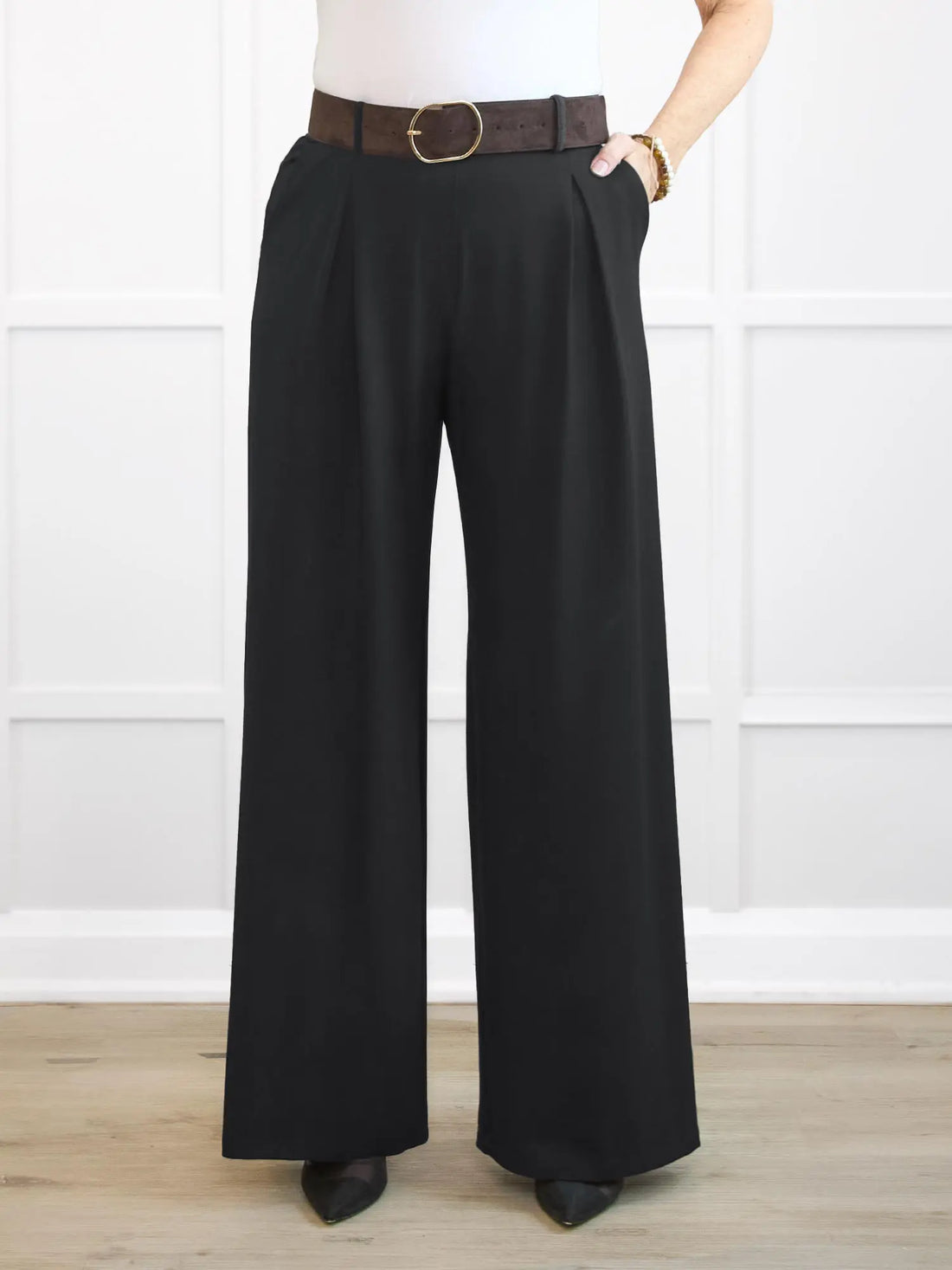 Kiya high waisted wide leg pleated pant for women in Black 