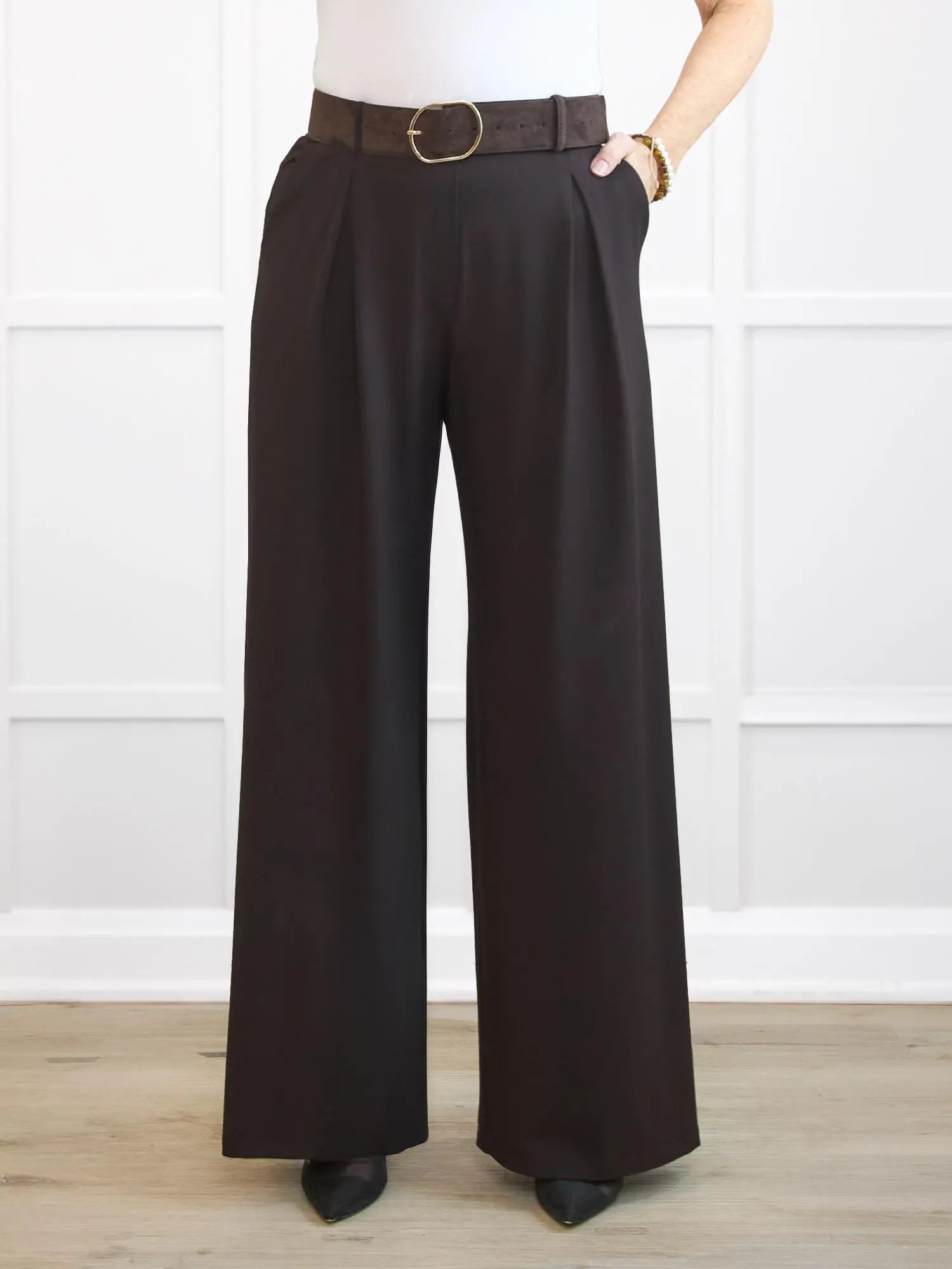 Kiya high waisted wide leg pleated pant for women 00 in Dark chocolate 