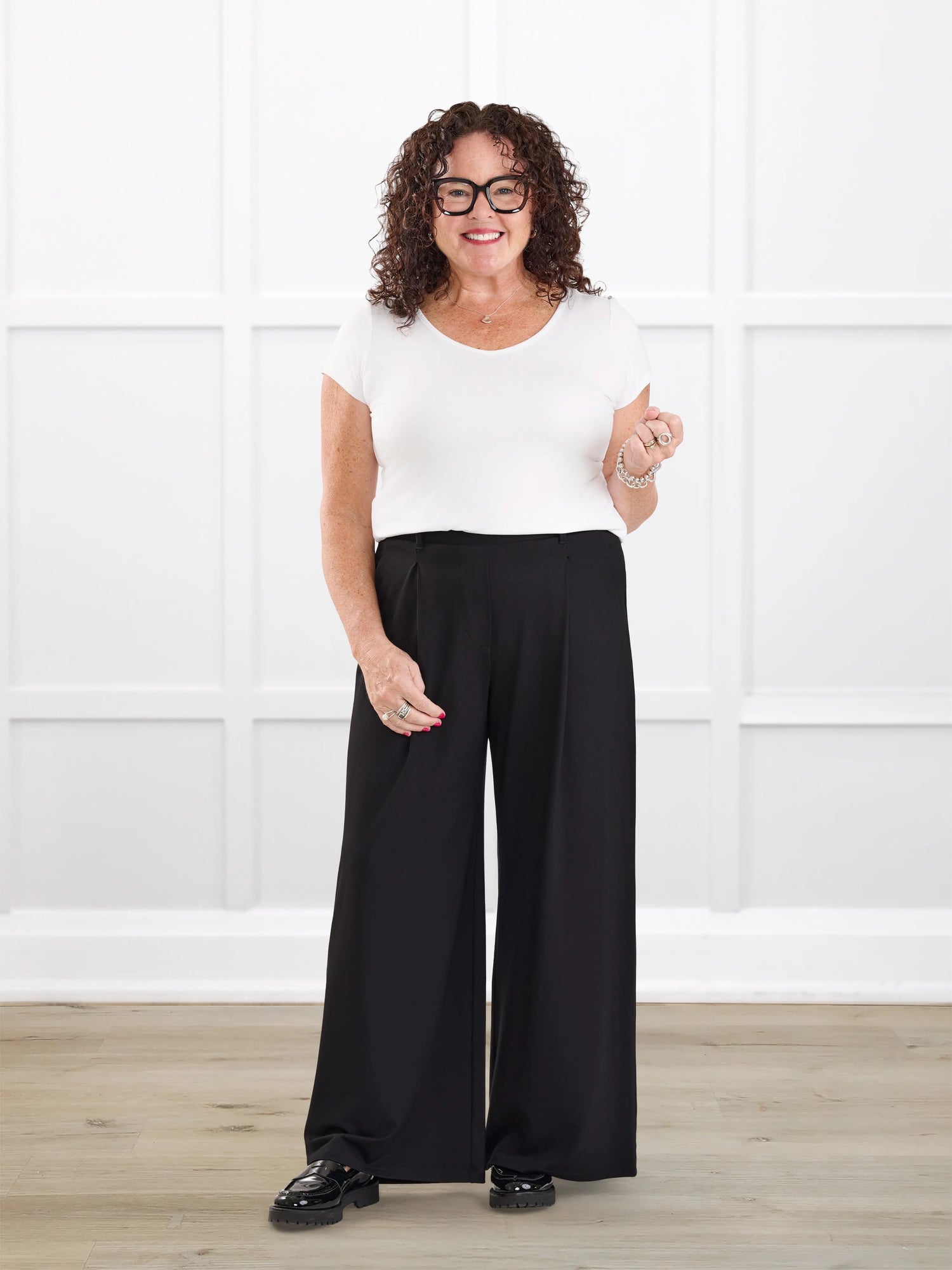 Lara high waisted wide leg pleated pant for women in Black on model Kerri, size M Petite @Kerri-M-petite 