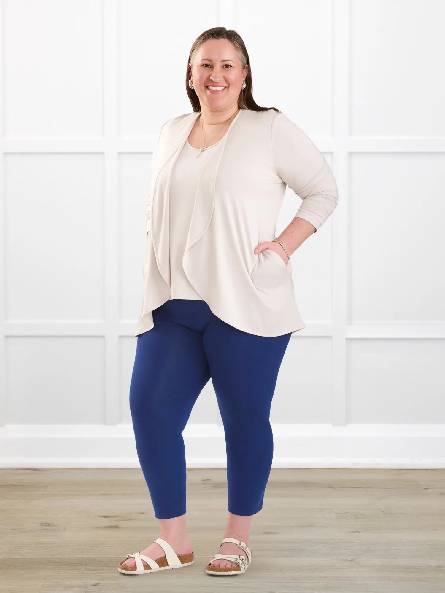Lilah waterfall cardigan with pockets for women in Sandstone on model Cristina, size XXL Regular @Cristina-XXL-regular 