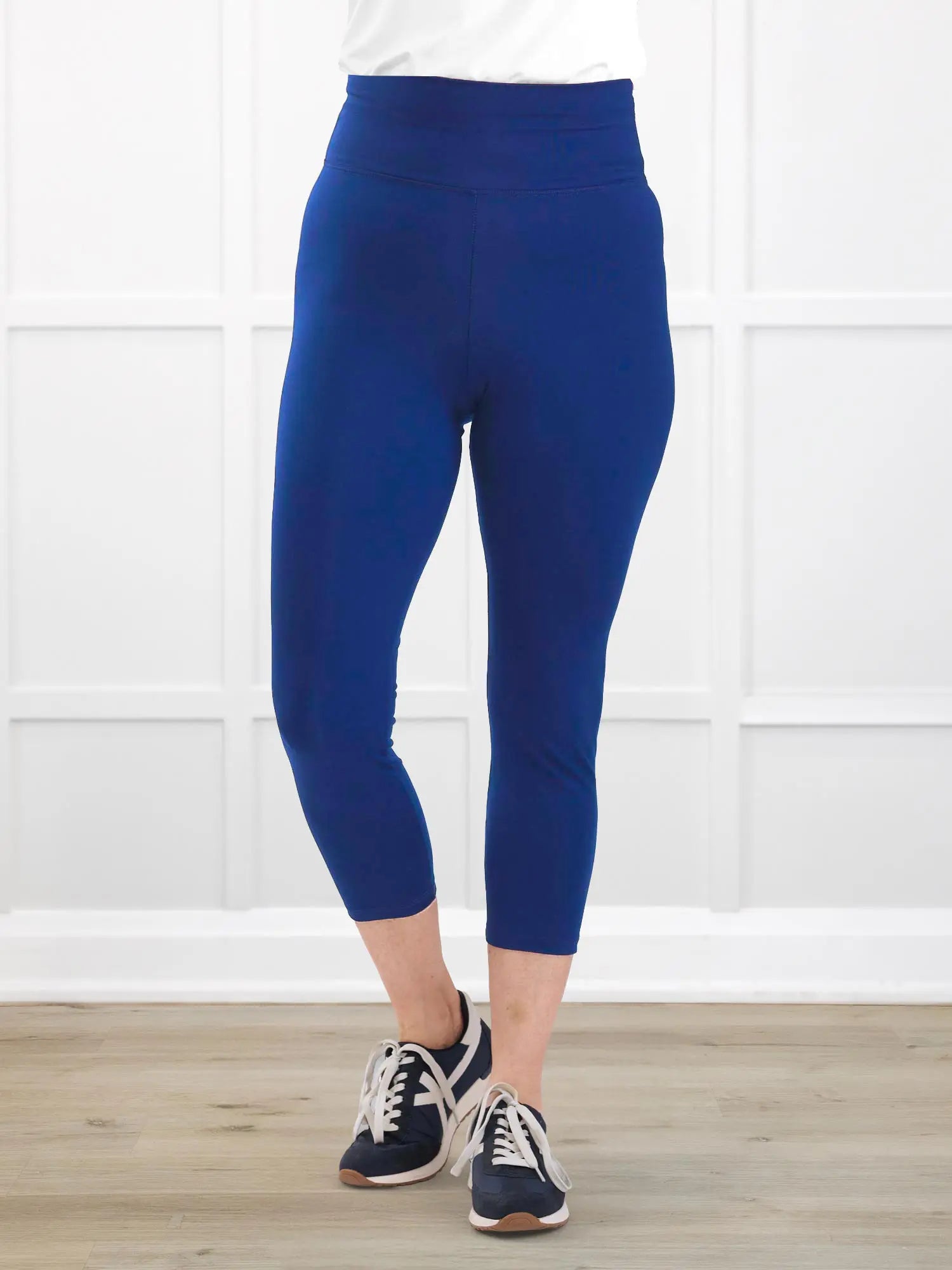 Lisa2 high waisted capri legging for women in Marine blue 