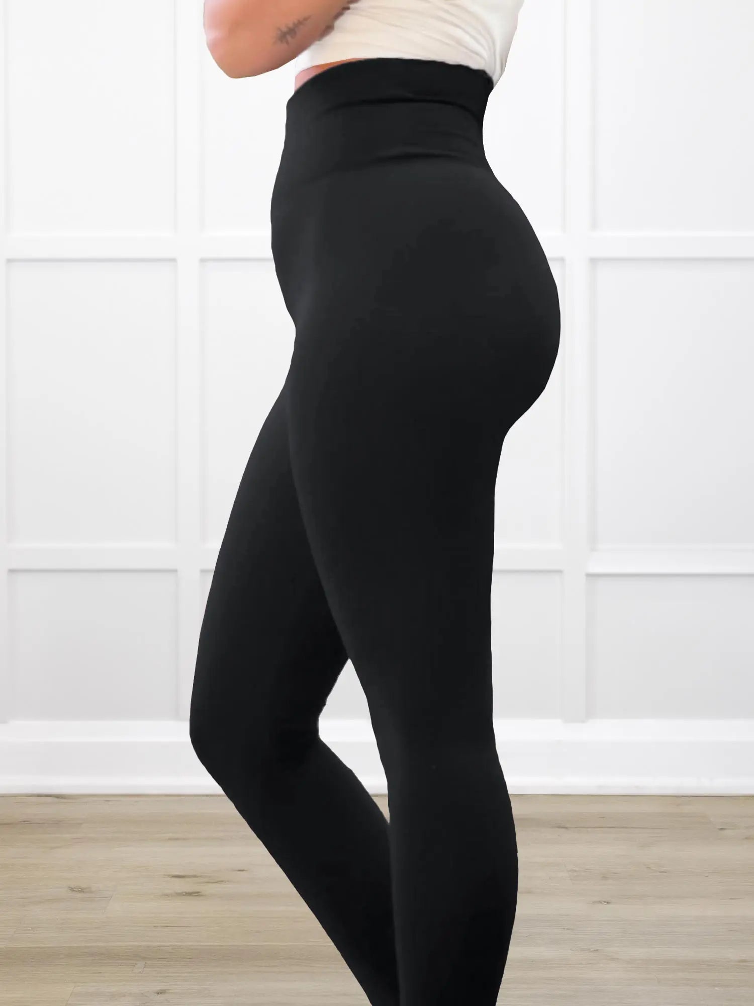 Lisa2 high waisted legging for women in Black 