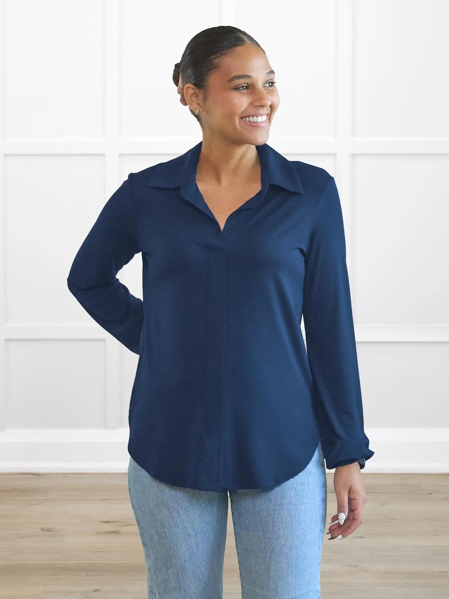 Lucia collared shirt for women in Navy on model Meron, size XS Regular @Meron-XS-regular 