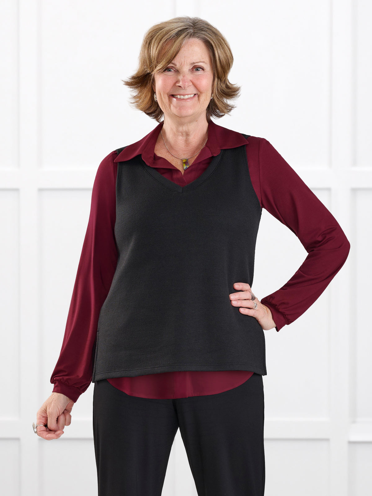 Lucia collared shirt for women in Merlot on model Donna, size S Regular @Donna-S-regular 