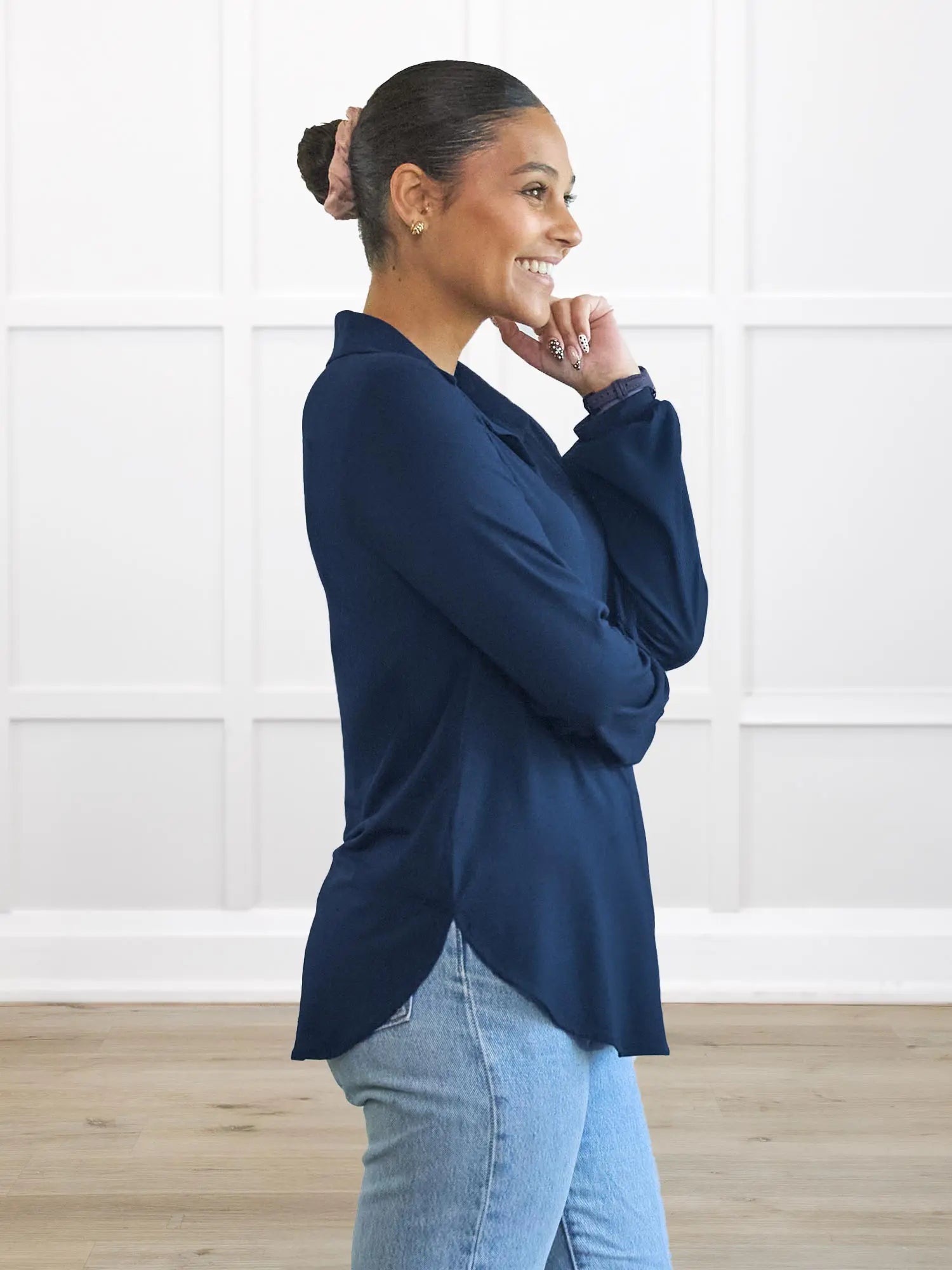 Lucia collared shirt for women in Navy on model Meron, size XS Regular @Meron-XS-regular 