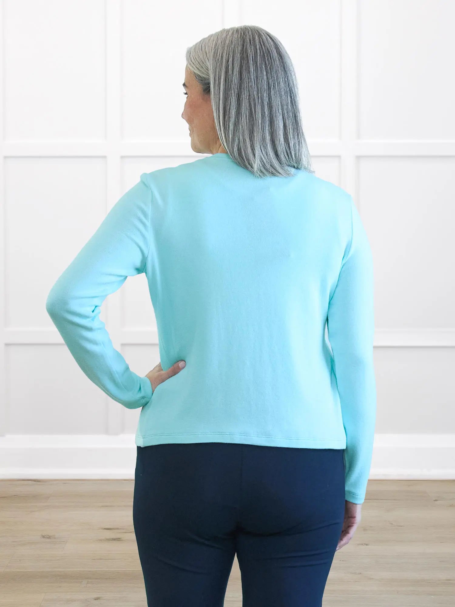 Maribel crewneck sweater knit cardigan 00 in Fiji blue 