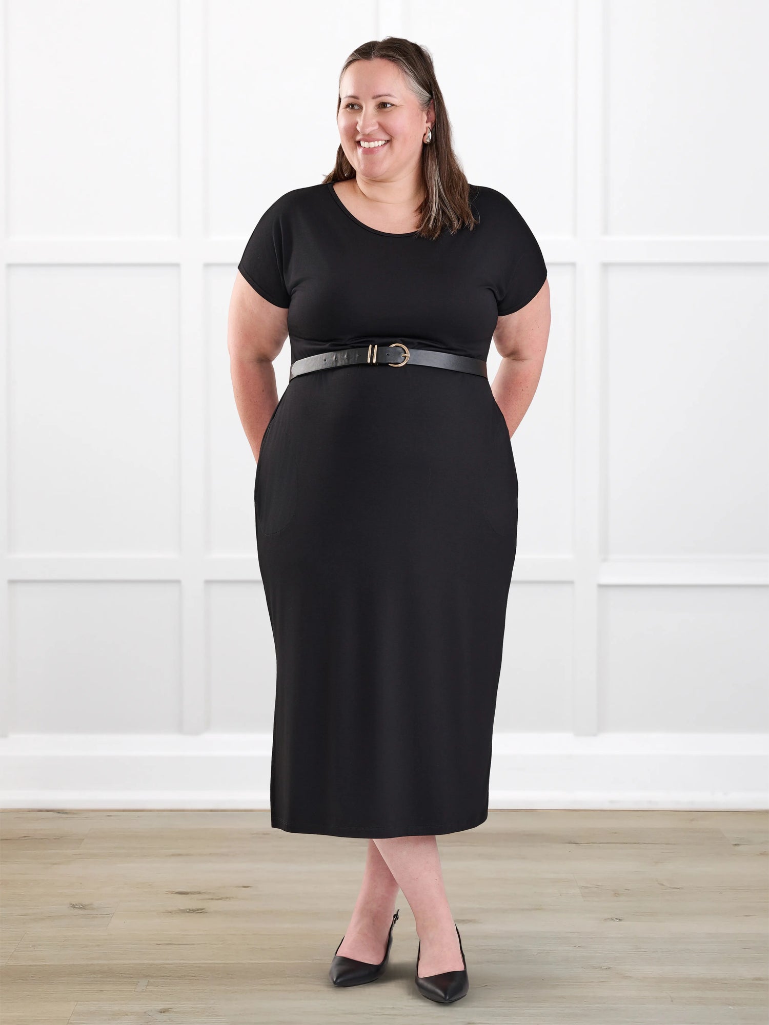 Marilla t shirt midi pocket dress for women in Black on model Cristina, size XXL @Cristina-XXL 