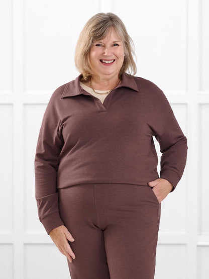 Odell fleece polo sweatshirt for women in Brown melange on model Laurie, size XXL Regular @Laurie-XXL-regular 