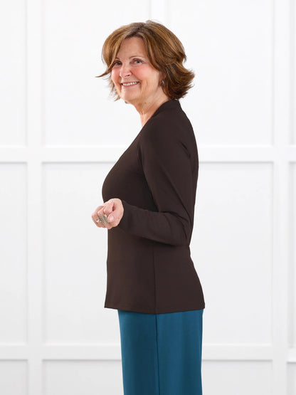 Patrice square neck long sleeve top for women in Dark chocolate on model Donna, size S @Donna-S 
