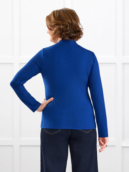 Patrice square neck long sleeve top for women in Ink blue on model Donna, size S @Donna-S 
