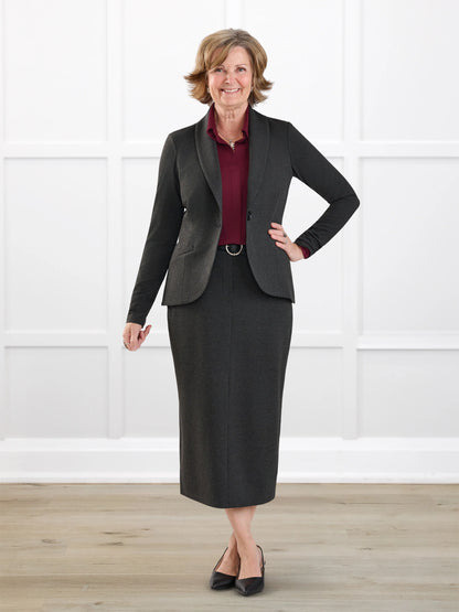 Rubina midi pencil skirt with pockets for women in Charcoal on model Donna, size S @Donna-S 