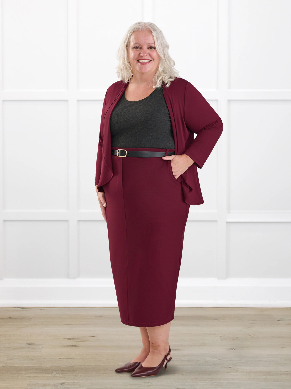 Rubina midi pencil skirt with pockets for women in Merlot on model Collen, size XXL @Collen-XXL 