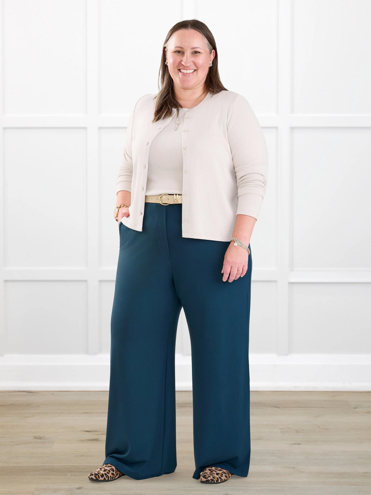 Samara wide leg pocket pant for women in Atlantic on model Cristina, size XXL Petite @Cristina-XXL-petite 