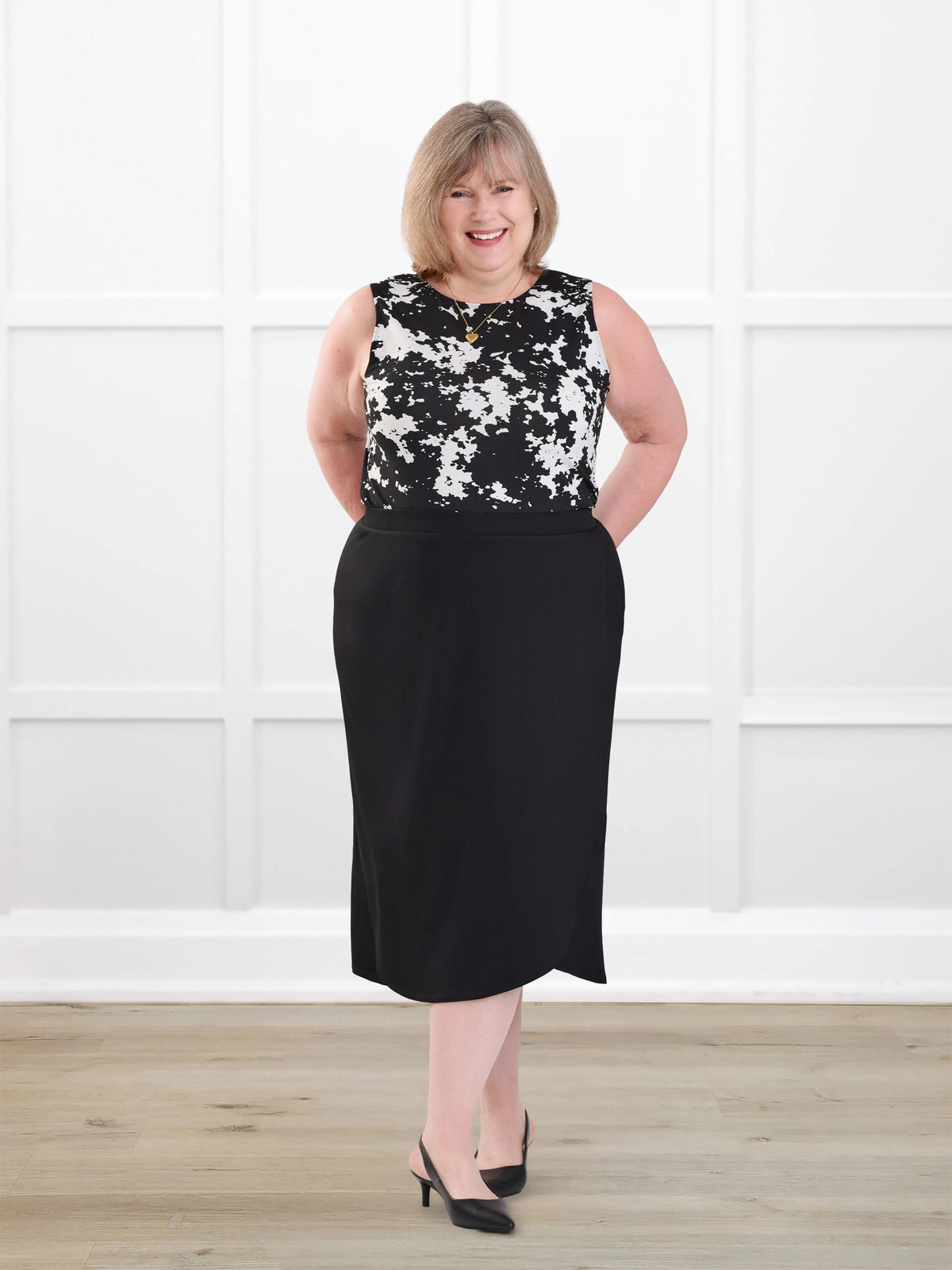 Shandra reversible neckline tank top for women in Moo’d bloom on model Laurie, size XXL Petite @Laurie-XXL-petite 