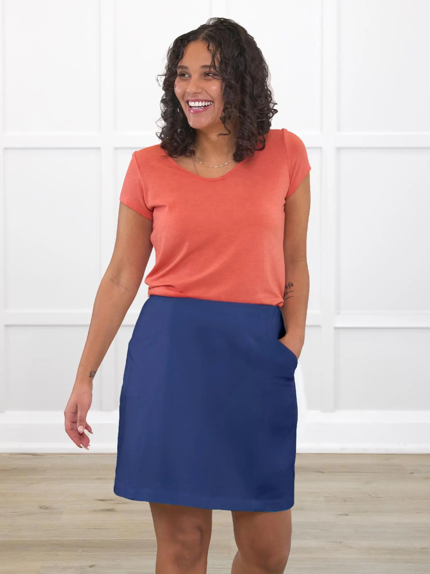 Tessa high waisted pocket skort for women in Marine blue on model Meron, size XS Regular @Meron-XS-regular 