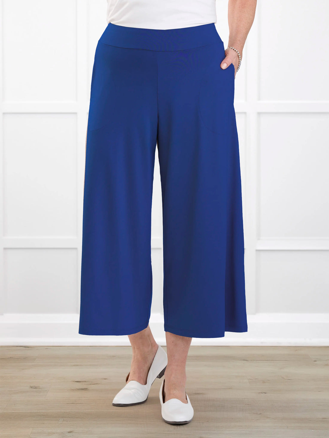 Valencia capri palazzo pocket pant for women in Marine blue 