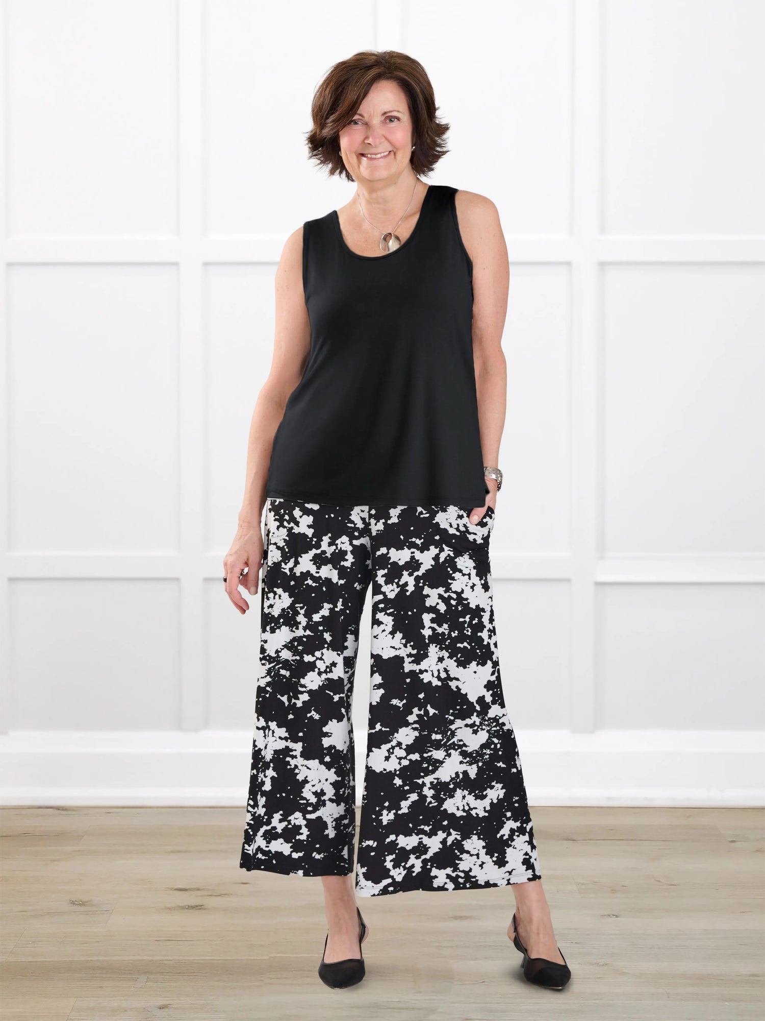Valencia capri palazzo pocket pant for women in Moo’d bloom on model Donna, size S Regular @Donna-S-regular 