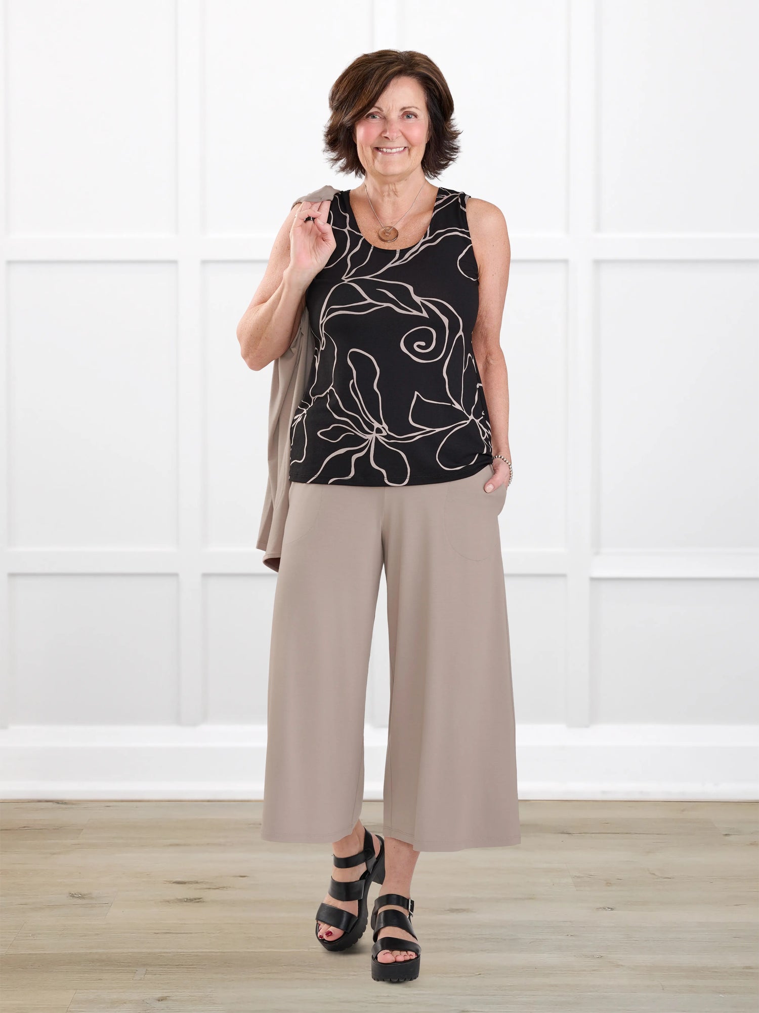Valencia capri palazzo pocket pant for women in Portobello on model Donna, size S Regular @Donna-S-regular 