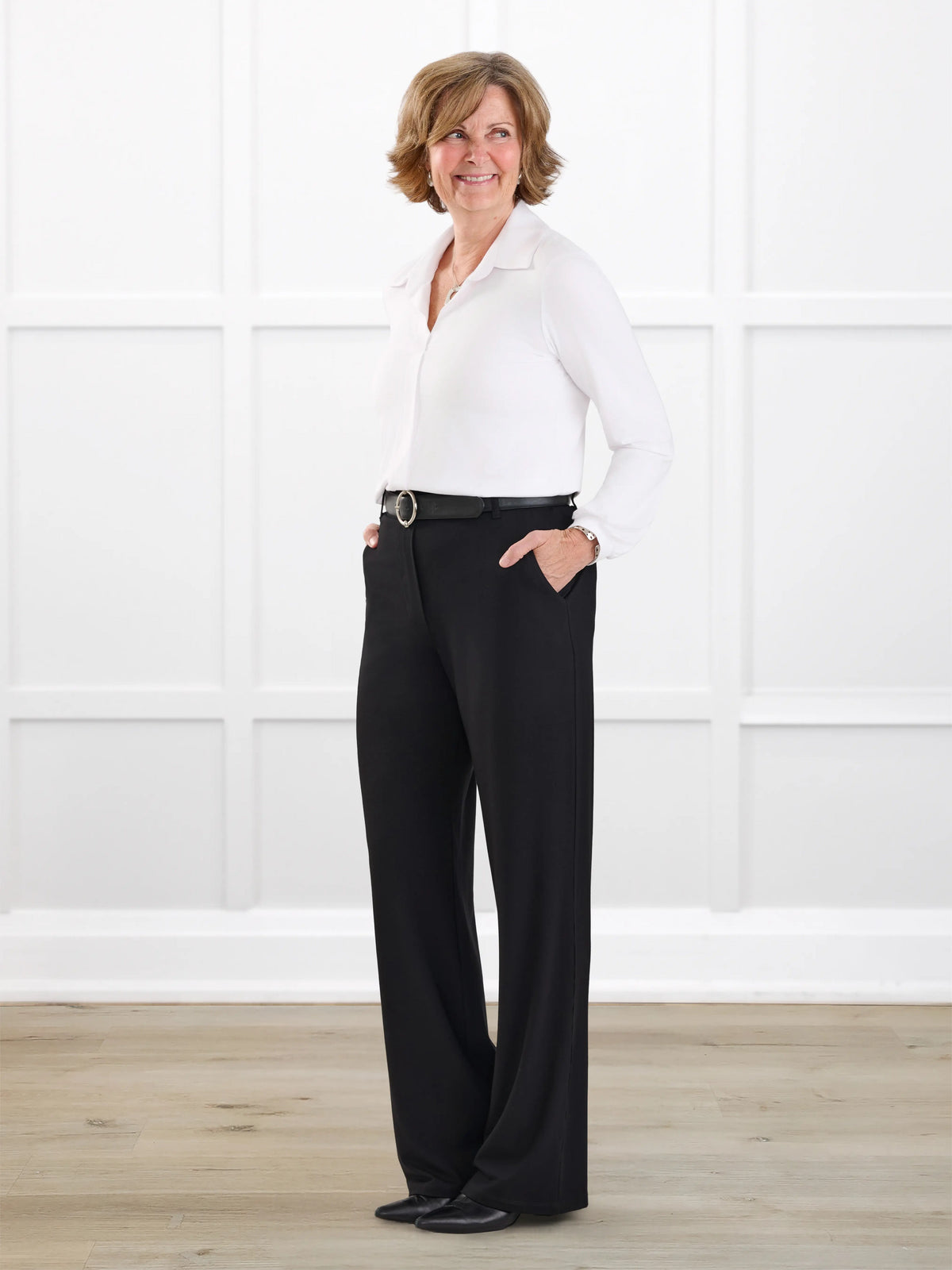 Viviana high waisted straight leg pant for women in Black on model Donna, size S @Donna-S 
