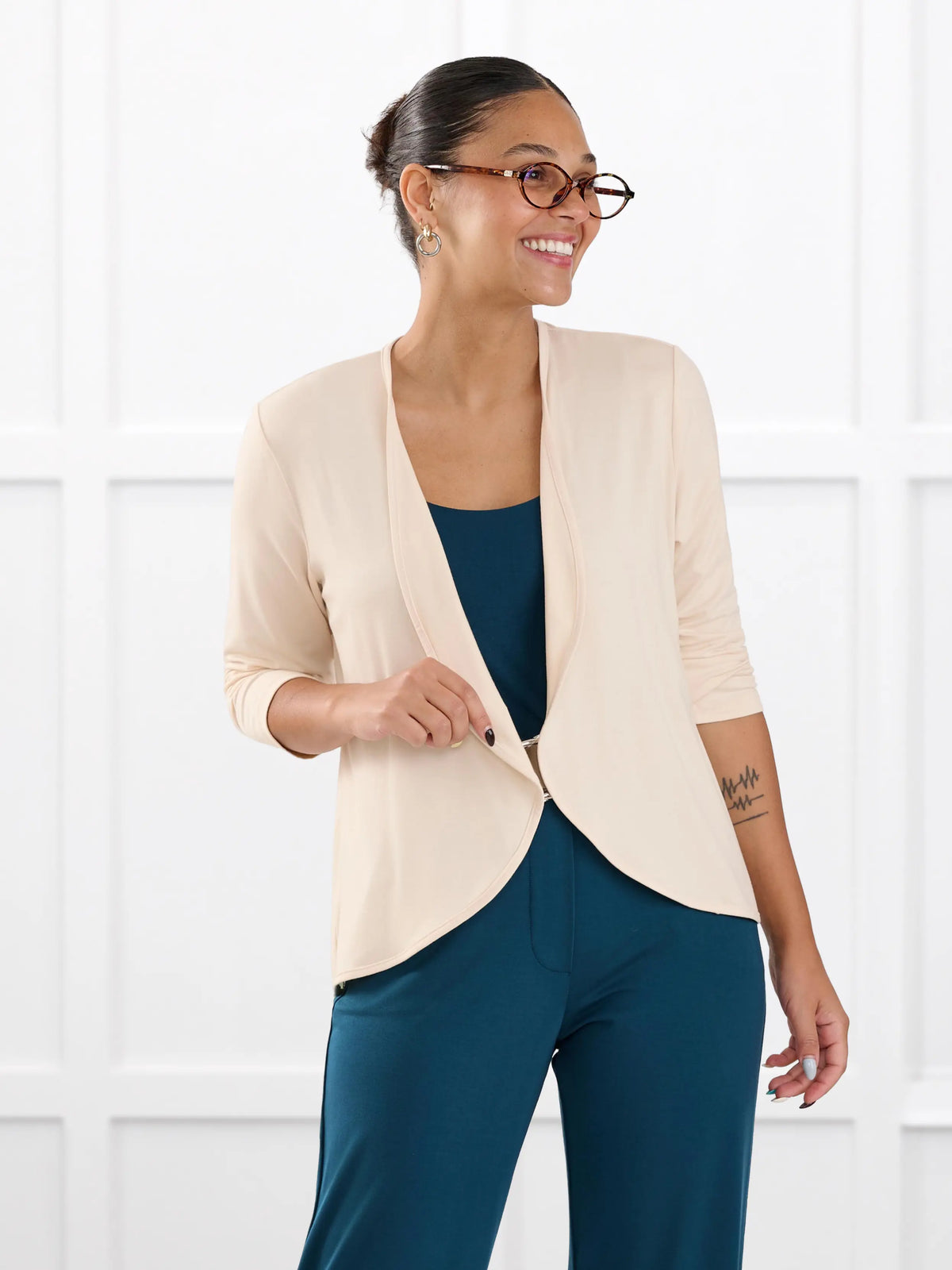 Wesley cropped waterfall cardigan for women in Shortbread on model Meron, size XS @Meron-XS 