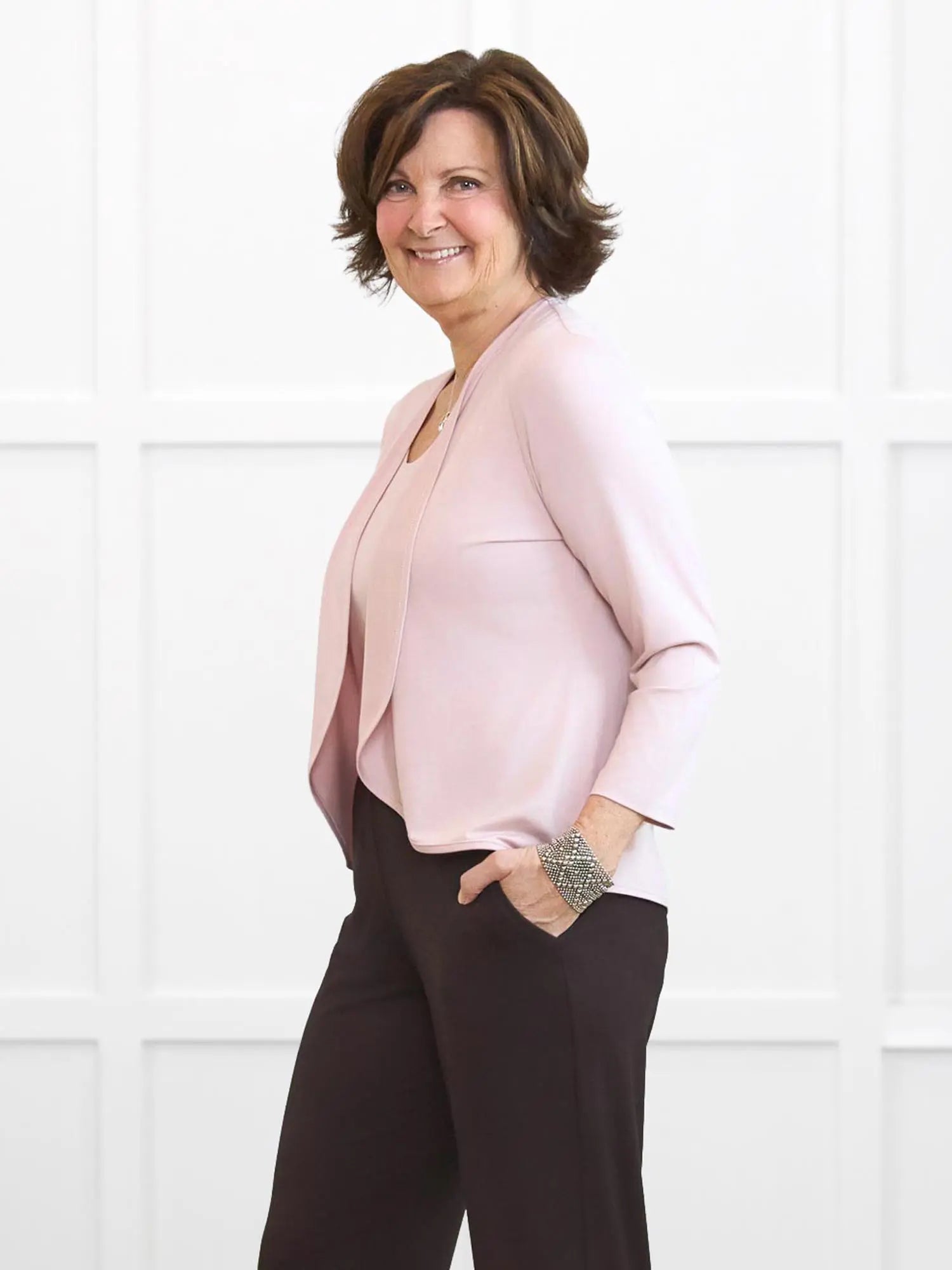 Wesley cropped waterfall cardigan for women in Ballet pink on model Donna, size S @Donna-S 