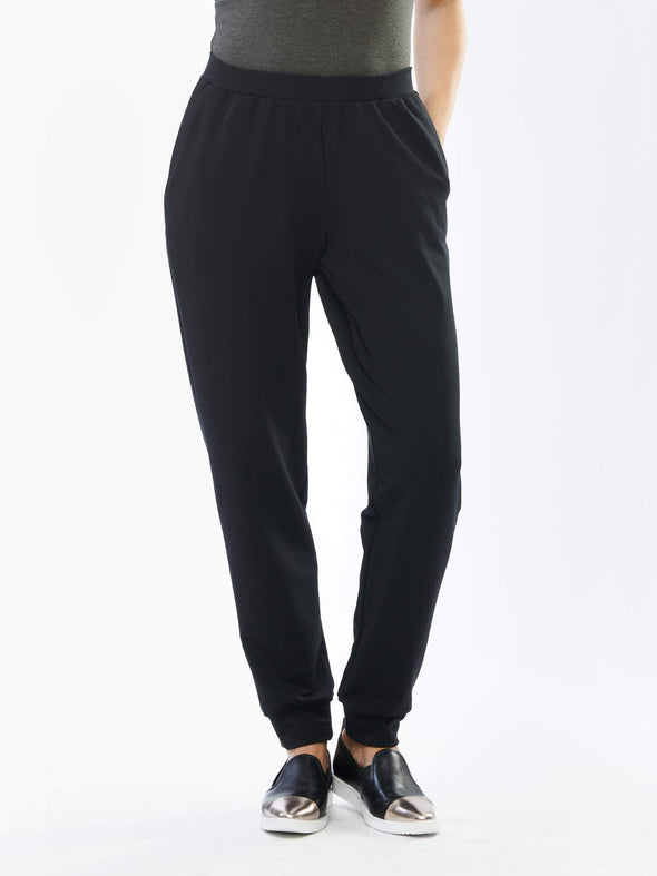 A close up image of the front of Miik's Henley lounge jogger in black