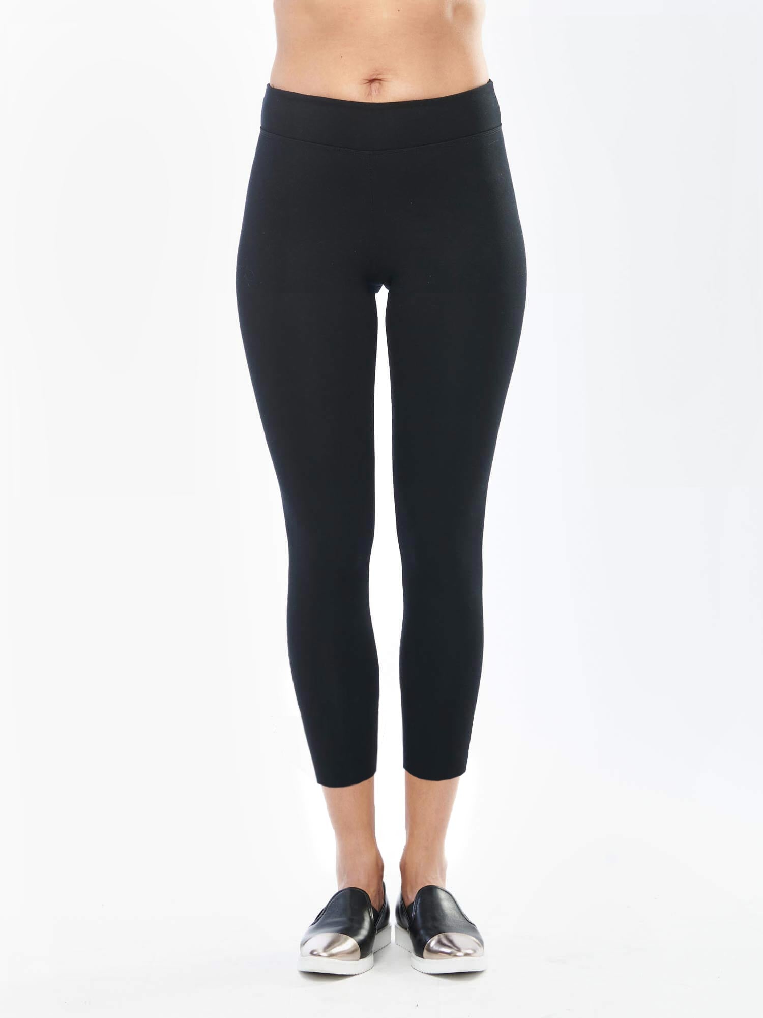 Lululemon Leggings Capri Workout Back & Side Pockets Black Women's