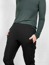 A close up front image of Miik's Silvie slouch pant in black 
